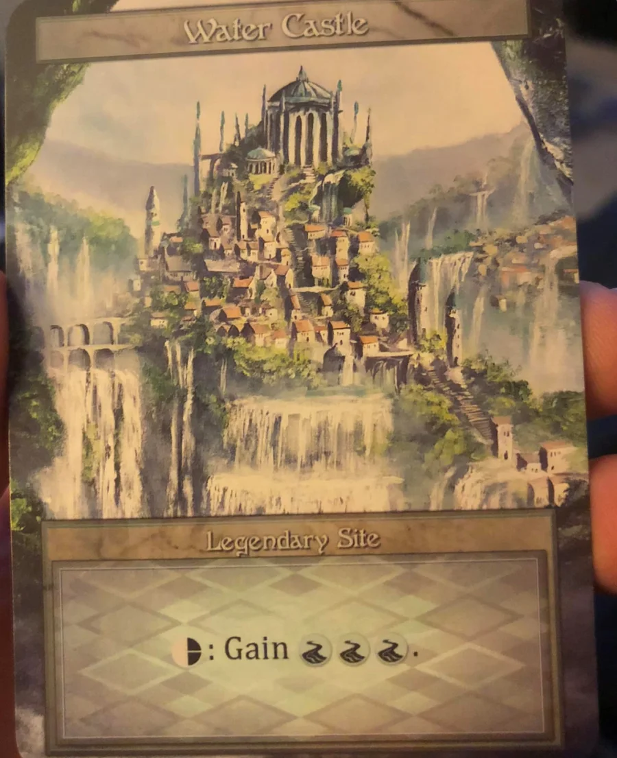 Water Castle Curio — site card vertical com keyword Legendary